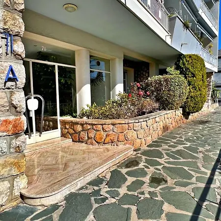 La Lanterne Apartment *